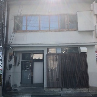 ホールサービススタッフ募集