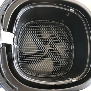 在庫処分値下げ　中古 PHILIPSフィリップス ノンフライヤーNonfryer 揚げ物調理器 HD9530 ブラック 2015年製 の画像