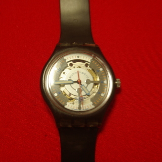 　SWATCH (SWISS製)スケルトン腕時計　の画像