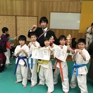 フルコンタクト空手、グローブ空手の画像