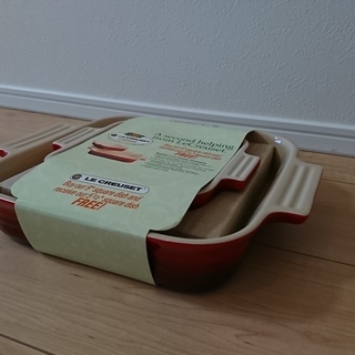 《ルクルーゼ Le Creuset》スクエアディッシュ ２枚セットの画像