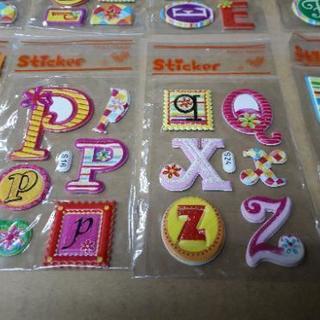 【新古品】アルファベットのシールの画像