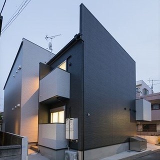 🉐初期費用５万円🙂築浅BT別デザイナーズ🏠新宿へ直通35分の相模...