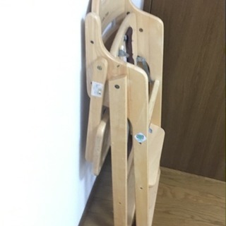 木製 ハイチェアの画像