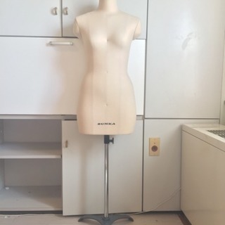 新文化ヌードボディ【専用バック・右腕・ボディライン・専用カート】付属
