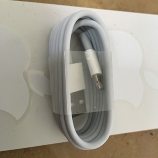 iPhoneケーブル新品