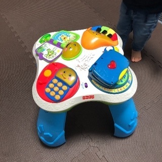 フィッシャープライス おしゃべりバイリンガルテーブル