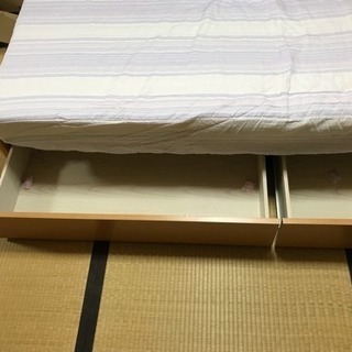 セミダブルベッド&マットレスのセット 今週末まで！の画像