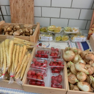 沖縄有機・自然野菜入荷 - グルメ