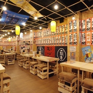 Ｗワークok！楽しいお店のホール・キッチンスタッフ ～フードに興...