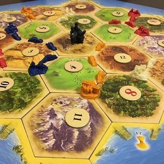 ボードゲームしながら飲みませんか？