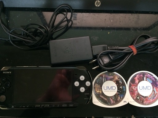 PSP-3000　ピアノブラック　ソフト付き