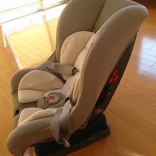 タカタ チャイルドシート ライトグレー クッション付き 新生児～4歳頃（体重18kg以下）の画像