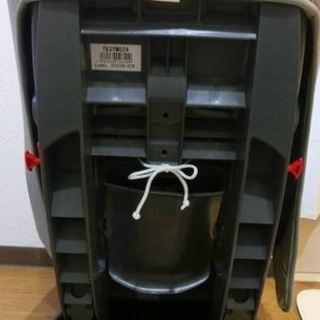 タカタ チャイルドシート ライトグレー クッション付き 新生児～4歳頃（体重18kg以下）の画像