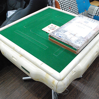 全自動麻雀卓 アモスマーテル 大洋化学株式会社 TA-1MT 牌,点棒等各種付属品有り 中古(ヤ)の画像