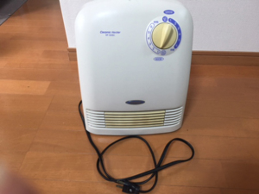 セラミックファンヒーター　中古