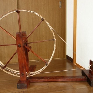 糸車を¥4000で譲ります。の画像