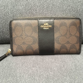 大人気！ＣＯＡＣＨの長財布★本物新品★激安！送料無料即日発送！価格交渉可！！