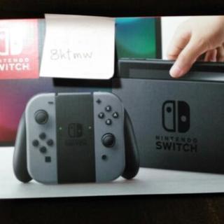 【未使用に近い】即決️⭕️Nintendo Switchグレー本体付属品完備 Nintendo Switch Joy-Con(L)/(R) グレー(HACSKAAAA) 中古ゲーム