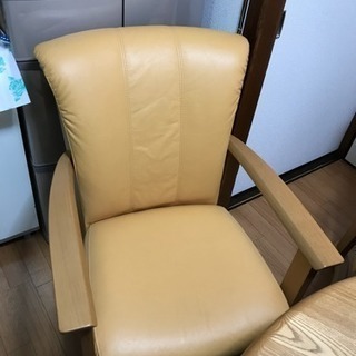 美品 ダイニングテーブル(円卓) 椅子セットの画像