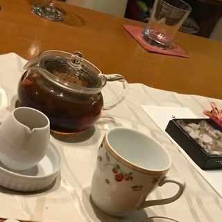 楽しく5名様の方と終了。癒しのイースターと紅茶を楽しむ講座の画像