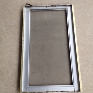 ⑧  市営  網戸  風呂場用小窓  1000円  八幡西区の画像