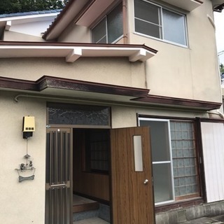 湯の花温泉街！借家で4.5万円☆駅まで車で20分！家庭菜園ができ...