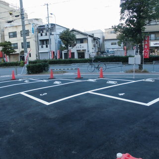 月極駐車場　パーキング　モータープール　松虫通沿い　仲介手数料なし　の画像