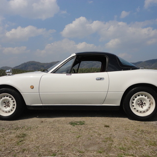 ☆彡超美純白！ユーノスロードスター１．８スペシャルパッケージ！バリ山タイヤ！☆彡検３２年１０月！の画像