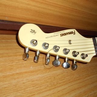FERNANDES FST　Charvel風の画像