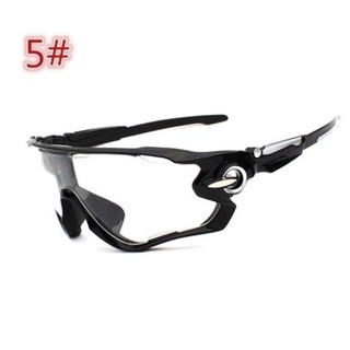 スポーツ サングラス (黒&シルバー)の画像