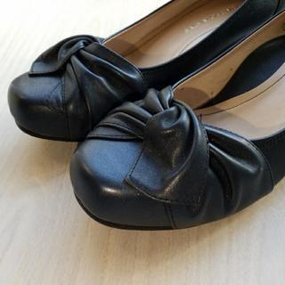 新品 パンプスの画像