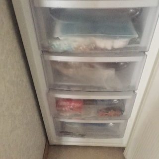 三菱冷凍庫の画像