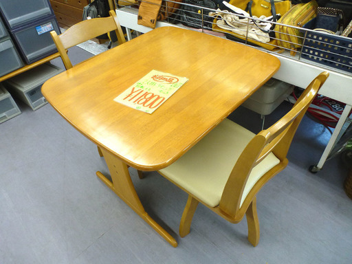 PayPay可 札幌市内及び近郊地区配達組立設置可 二人掛けダイニングセット 回転いす 中古 木目　￥11,800-