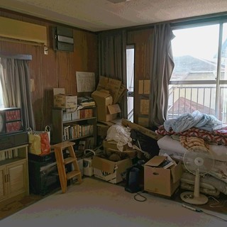 古民家の二階東南角部屋をお貸しします。日当たり良好の画像