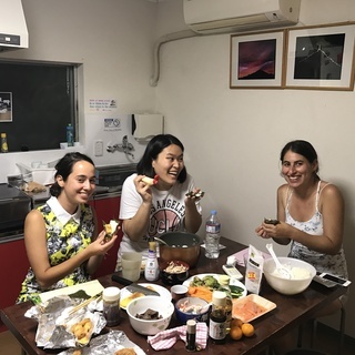 外国人の旅の話を聞きながら、楽しく英語を勉強しませんか？ 楽しくなくちゃ続きませんから。 - その他