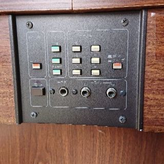 電子オルガン ヤマハ ６人用の画像