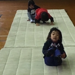 子どものトランポリン教室  美原ジュニアトランポリンクラブの画像