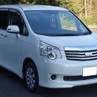 Ｈ２４年　ノア　両側自動ドア　ナビ　総額121.7万円