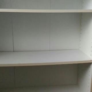 白い棚の画像