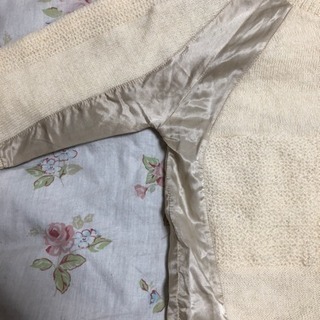 アルパカとシルクの入ったカーディガンの画像
