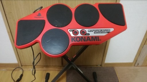 動作確認なし。PS2 ドラムマニア、ギターフリークス専用コントローラーとソフト3本セット。
