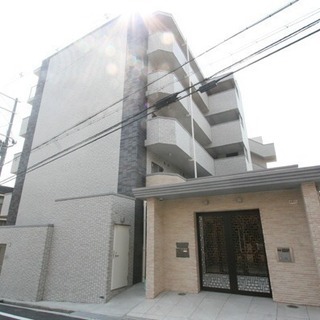 築1年の築浅☆206号室家具家電付き、さらに全部屋5万円キャッシ...