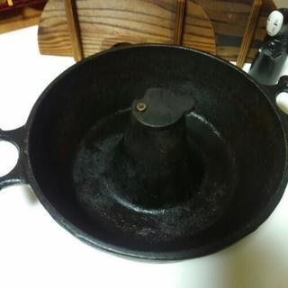 お譲り先決定 しゃぶしゃぶ鍋木蓋つき　鉄器