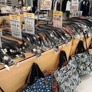 刈谷　服飾雑貨（ベルト、財布、バッグ、帽子など）の片付けの画像