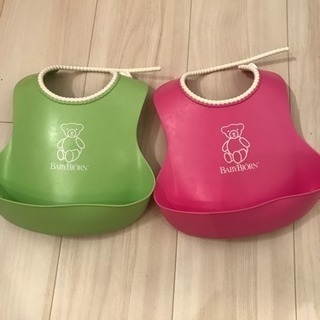 ベビービョルン お食事エプロン スタイ 2個セットの画像