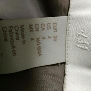 H＆Mベージュジャケットの画像
