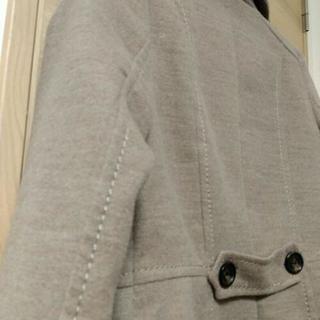 H＆Mベージュジャケットの画像