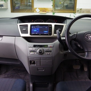 【誰でも車が買えます】ヴォクシーZ　自社ローン専門店「くるまのミツクニ湘南店」の画像