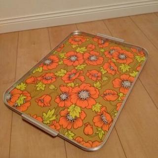 【昭和レトロな雰囲気たっぷり！】ヴィンテージ　花柄の大きなトレー...
